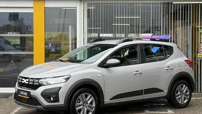 Occasion Dacia Sandero Expression 2023 Grijs Hatchback