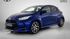 Groen Gebruikt 2022 Toyota Yaris Hybrid Executive Hatchback | € 21.950 (Eerlijke prijs)