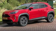 Rood Gebruikt 2021 Toyota Yaris Cross Executive SUV | € 24.995 (Super prijs)
