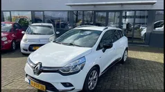 Wit Gebruikt 2020 Renault Clio GrandTour LIMITED Stationwagen | € 8.950 (Eerlijke prijs)