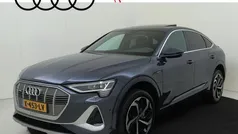 Blauw Gebruikt 2020 Audi e-tron Sportback Basis SUV | € 38.950 (Goede deal)