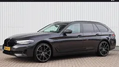 Grijs Gebruikt 2021 BMW 530e Executive Stationwagen | € 32.900 (Super prijs)
