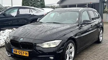 Occasion 2015 BMW 320 Sport Line Stationwagen | € 8.950 (Super prijs)