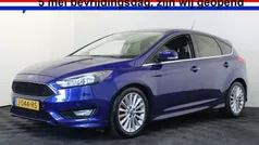 Blauw Gebruikt 2016 Ford Focus Titanium Hatchback | € 10.999 (Eerlijke prijs)