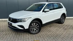 Gebruikt 2021 VW Tiguan Life SUV | € 25.335 (Super prijs)