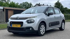 Grijs Gebruikt 2017 Citroën C3 Feel Hatchback | € 8.950 (Eerlijke prijs)