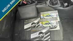 Blauw (metallic) Gebruikt 2011 Opel Corsa Hatchback | € 1.750 (Eerlijke prijs)