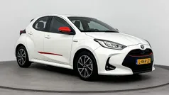 Gebruikt 2021 Toyota Yaris Hybrid Hatchback | € 20.999 (Eerlijke prijs)