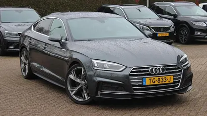 Grijs (metallic) Occasion 2018 Audi A5 Sportback S-Line Hatchback | € 22.950 (Eerlijke prijs)