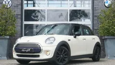 Wit Gebruikt 2015 Mini Cooper Hatchback | € 10.950 (Goede deal)