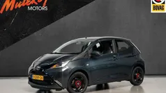 Gebruikt 2015 Toyota Aygo X-play Hatchback | € 10.950 (Eerlijke prijs)