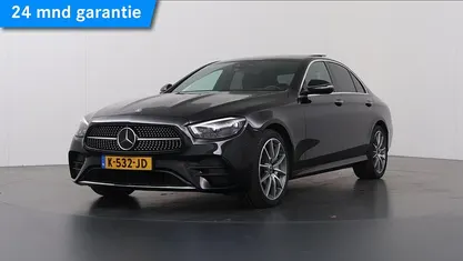 Zwart Gebruikt 2021 Mercedes E450 AMG line Sedan | € 44.850 (Eerlijke prijs)