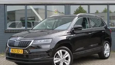 Zwart Gebruikt 2019 Skoda Karoq Style SUV | € 25.850 (Eerlijke prijs)