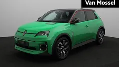 Groen Gebruikt 2024 Renault R5 Komfort Hatchback | € 30.940 (Eerlijke prijs)