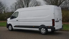 Gebruikt 2024 Renault Master Van | € 33.850 (Eerlijke prijs)