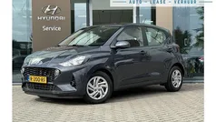 Grijs Gebruikt 2022 Hyundai i10 Comfort Hatchback | € 13.900 (Eerlijke prijs)