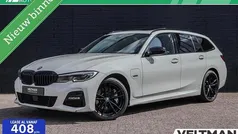 Wit Gebruikt 2022 BMW 330 M Sport Stationwagen | € 30.795 (Goede deal)