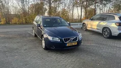 Blauw (metallic) Gebruikt 2013 Volvo V70 Stationwagen | € 9.944 (Goede deal)