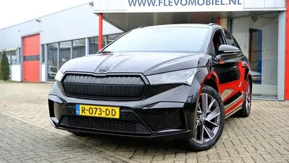 Gebruikt 2022 Skoda Enyaq iV SportLine SUV | € 27.750 (Eerlijke prijs)
