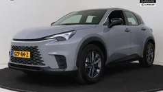 Grijs Gebruikt 2025 Lexus LBX SUV | € 36.950 (Goede deal)
