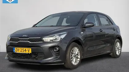 Occasion Kia Rio 101 PK (74 kW) 2019 Grijs Hatchback