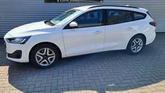 Wit Gebruikt 2022 Ford Focus Stationwagen | € 15.745 (Eerlijke prijs)