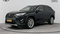 Zwart Gebruikt 2021 Toyota RAV4 Hybrid Executive SUV | € 31.950 (Eerlijke prijs)