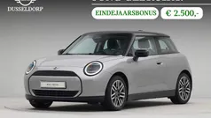 Grijs Gebruikt 2024 Mini Cooper Classic Hatchback | € 26.750 (Eerlijke prijs)