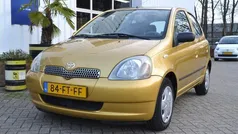 Geel Gebruikt 2000 Toyota Yaris Sol Hatchback | € 2.250 (Eerlijke prijs)