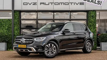 Zwart Gebruikt 2019 Mercedes GLC200 Business SUV | € 34.950 (Eerlijke prijs)