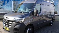 Grijs Gebruikt 2021 Renault Master Van | € 19.950 (Eerlijke prijs)