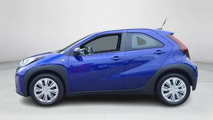 Gebruikt 2024 Toyota Aygo X Play SUV | € 17.450 (Eerlijke prijs)