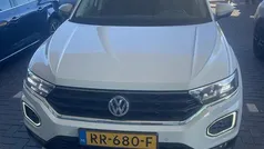 Wit Gebruikt 2018 VW T-Roc Style SUV | € 20.900 (Eerlijke prijs)