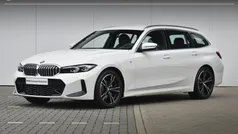 Alpinweiss ii (licht wit) Gebruikt 2024 BMW 318 Shadowline Stationwagen | € 42.500 (Eerlijke prijs)