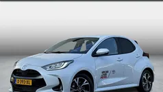 Wit Gebruikt 2024 Toyota Yaris Hybrid Edition Hatchback | € 26.950 (Eerlijke prijs)