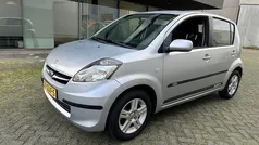 Grijs (metallic) Gebruikt 2008 Subaru Justy Comfort Hatchback | € 1.399 (Eerlijke prijs)
