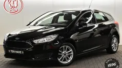 Zwart Gebruikt 2015 Ford Focus Trend Hatchback | € 7.450 (Eerlijke prijs)