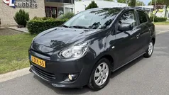 Grijs Gebruikt 2015 Mitsubishi Space Star Hatchback | € 6.950 (Eerlijke prijs)