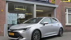 Grijs Gebruikt 2020 Toyota Corolla Executive Hatchback | € 21.950 (Eerlijke prijs)