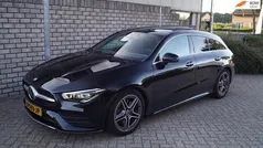 Zwart Gebruikt 2021 Mercedes CLA200 Shooting Brake Business Stationwagen | € 30.850 (Eerlijke prijs)