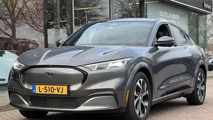 Occasion 2021 Ford Mustang Mach-E SUV | € 29.800 (Eerlijke prijs)