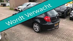 Zwart Gebruikt 2009 BMW 118 Hatchback | € 4.245 (Eerlijke prijs)