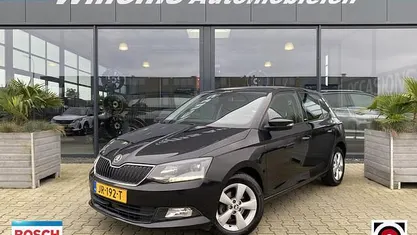 Zwart Gebruikt 2016 Skoda Fabia Joy Hatchback | € 9.950 (Goede deal)