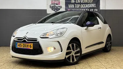 Occasion Citroën DS3 So Chic 82 PK (60 kW) 2012 Wit (metallic) Hatchback