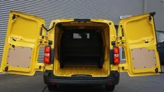 Geel Nieuw 2025 Opel Vivaro-e Combi Comfort Van | € 32.995 (Goede deal)