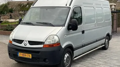 Occasion Renault Master 145 PK (106 kW) 2009 Zilver Van