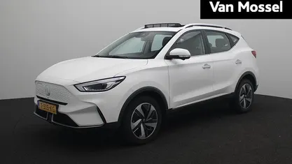 Wit Gebruikt 2023 MG ZS Luxury Sedan | € 26.495 (Eerlijke prijs)