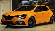 Oranje Gebruikt 2018 Renault Mégane IV R.S. Hatchback | € 31.985 (Eerlijke prijs)