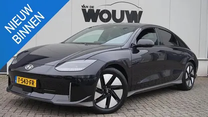 Blauw Occasion 2023 Hyundai Ioniq 6 Sedan | € 26.995 (Super prijs)