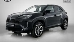 Zwart Gebruikt 2022 Toyota Yaris Cross Executive SUV | € 26.945 (Eerlijke prijs)
